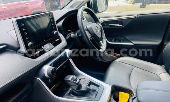 Nunua Ilio tumika Toyota RAV4 Nyeusi Gari ndani ya Dar es Salaam nchini Dar es Salaam Nunua Ilio tumika Toyota RAV4 Nyeusi Gari ndani ya Dar es Salaam nchini Dar es Salaam