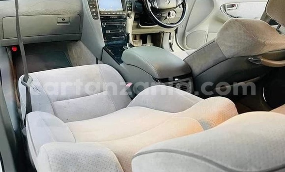 Nunua Ilio tumika Toyota Crown Nyeupe Gari ndani ya Dar es Salaam nchini Dar es Salaam Nunua Ilio tumika Toyota Crown Nyeupe Gari ndani ya Dar es Salaam nchini Dar es Salaam