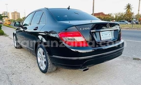 Nunua Ilio tumika Mercedes‒Benz C–Class Nyeusi Gari ndani ya Dar es Salaam nchini Dar es Salaam Nunua Ilio tumika Mercedes‒Benz C–Class Nyeusi Gari ndani ya Dar es Salaam nchini Dar es Salaam