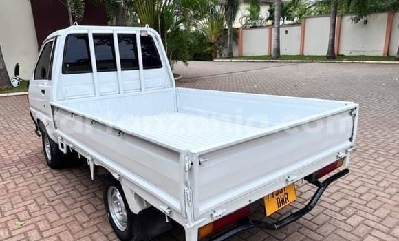 Nunua Ilio tumika Toyota Town Ace Nyeupe Gari ndani ya Dar es Salaam nchini Dar es Salaam Nunua Ilio tumika Toyota Town Ace Nyeupe Gari ndani ya Dar es Salaam nchini Dar es Salaam