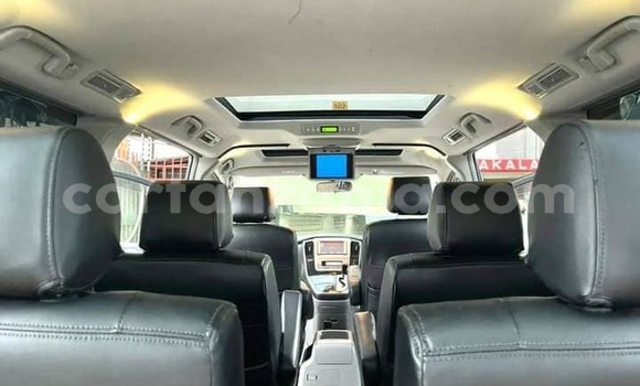 Nunua Ilio tumika Toyota Alphard Nyeusi Gari ndani ya Dar es Salaam nchini Dar es Salaam Nunua Ilio tumika Toyota Alphard Nyeusi Gari ndani ya Dar es Salaam nchini Dar es Salaam