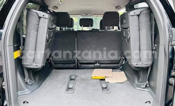 Nunua Ilio tumika Toyota Land Cruiser Prado Nyeusi Gari ndani ya Dar es Salaam nchini Dar es Salaam Nunua Ilio tumika Toyota Land Cruiser Prado Nyeusi Gari ndani ya Dar es Salaam nchini Dar es Salaam
