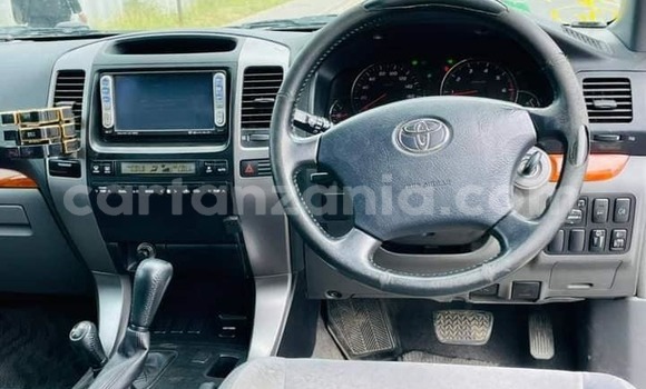 Nunua Ilio tumika Toyota Land Cruiser Prado Nyeusi Gari ndani ya Dar es Salaam nchini Dar es Salaam Nunua Ilio tumika Toyota Land Cruiser Prado Nyeusi Gari ndani ya Dar es Salaam nchini Dar es Salaam