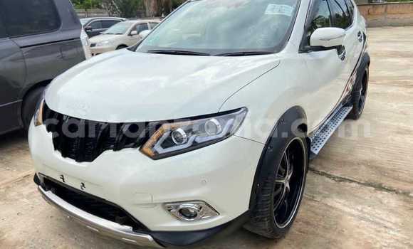 Buy New Nissan X–Trail White Car in Dar es Salaam in Dar es Salaam