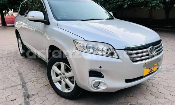 Buy Used Toyota Vanguard Silver Car in Dar es Salaam in Dar es Salaam Buy Used Toyota Vanguard Silver Car in Dar es Salaam in Dar es Salaam