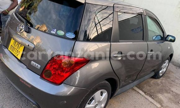Nunua Ilio tumika Toyota IST Nyingine Gari ndani ya Dar es Salaam nchini Dar es Salaam Nunua Ilio tumika Toyota IST Nyingine Gari ndani ya Dar es Salaam nchini Dar es Salaam