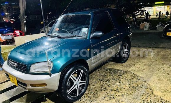 Buy Used Toyota RAV4 Green Car in Dar es Salaam in Dar es Salaam