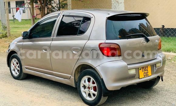 Nunua Ilio tumika Toyota Vitz Beige Gari ndani ya Dar es Salaam nchini Dar es Salaam Nunua Ilio tumika Toyota Vitz Beige Gari ndani ya Dar es Salaam nchini Dar es Salaam
