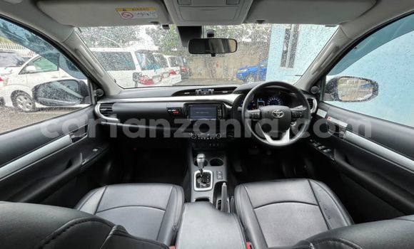 Nunua Mpya Toyota Hiluxe VIGO Nyeusi Gari ndani ya Dar es Salaam nchini Dar es Salaam Nunua Mpya Toyota Hiluxe VIGO Nyeusi Gari ndani ya Dar es Salaam nchini Dar es Salaam