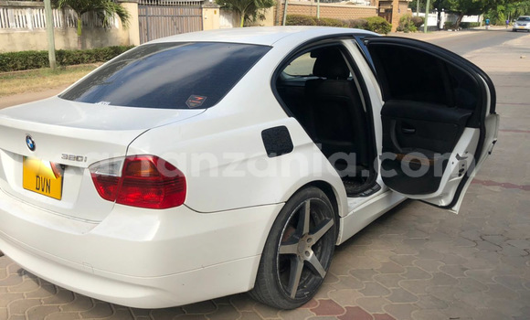 Nunua Ilio tumika BMW 3–Series Nyeupe Gari ndani ya Dar es Salaam nchini Dar es Salaam Nunua Ilio tumika BMW 3–Series Nyeupe Gari ndani ya Dar es Salaam nchini Dar es Salaam