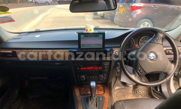 Nunua Ilio tumika BMW 3–Series Nyeupe Gari ndani ya Dar es Salaam nchini Dar es Salaam Nunua Ilio tumika BMW 3–Series Nyeupe Gari ndani ya Dar es Salaam nchini Dar es Salaam