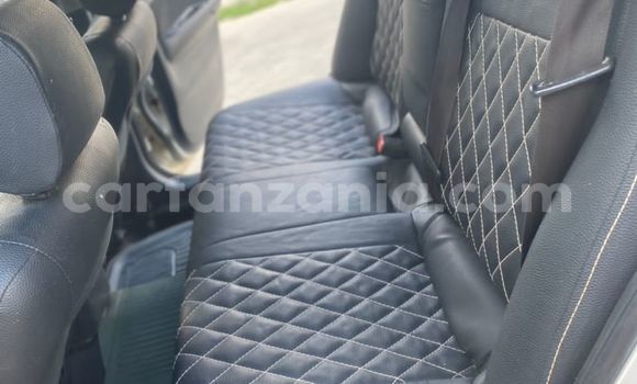 Buy Used Toyota Mark II Silver Car in Dar es Salaam in Dar es Salaam Buy Used Toyota Mark II Silver Car in Dar es Salaam in Dar es Salaam