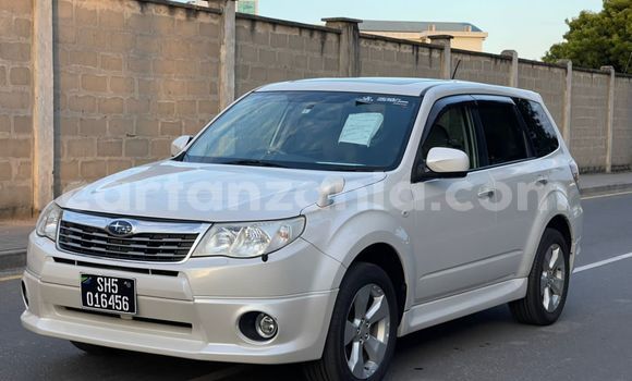 Nunua Imported Subaru Forester Nyeupe Gari ndani ya Dar es Salaam nchini Dar es Salaam Nunua Imported Subaru Forester Nyeupe Gari ndani ya Dar es Salaam nchini Dar es Salaam