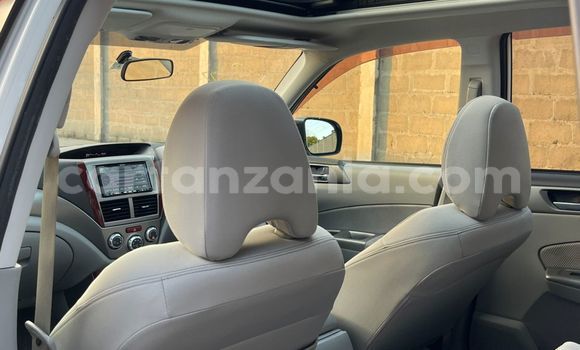 Nunua Imported Subaru Forester Nyeupe Gari ndani ya Dar es Salaam nchini Dar es Salaam Nunua Imported Subaru Forester Nyeupe Gari ndani ya Dar es Salaam nchini Dar es Salaam