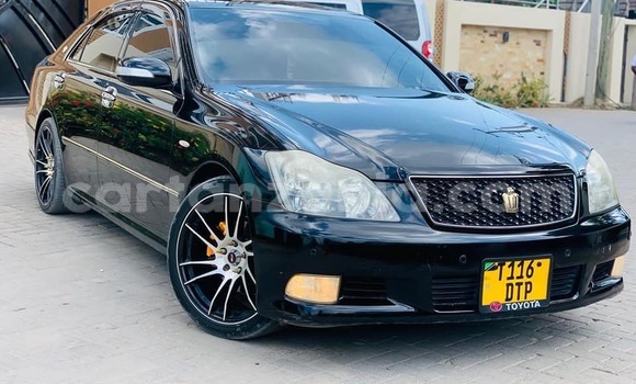 Buy Used Toyota Crown Black Car in Dar es Salaam in Dar es Salaam Buy Used Toyota Crown Black Car in Dar es Salaam in Dar es Salaam