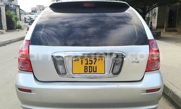 Buy Used Toyota Nadia Silver Car in Dar es Salaam in Dar es Salaam Buy Used Toyota Nadia Silver Car in Dar es Salaam in Dar es Salaam