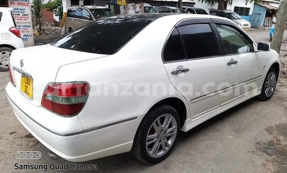 Buy Used Toyota Brevis White Car in Dar es Salaam in Dar es Salaam Buy Used Toyota Brevis White Car in Dar es Salaam in Dar es Salaam