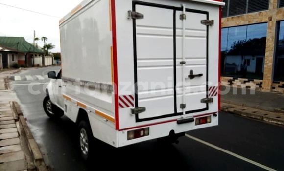 Buy Used Tata Xenon White Car in Dar es Salaam in Dar es Salaam Buy Used Tata Xenon White Car in Dar es Salaam in Dar es Salaam