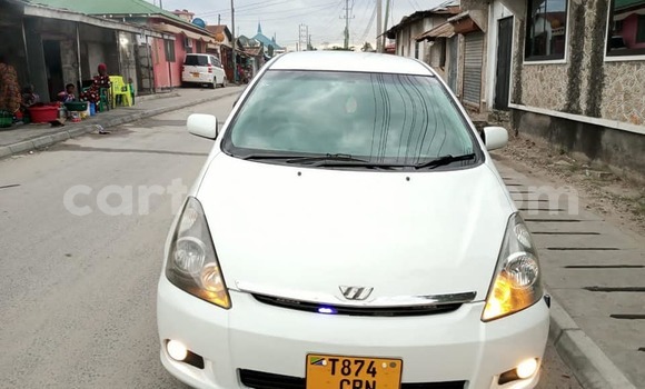 Buy Used Toyota Wish White Car in Dar es Salaam in Dar es Salaam Buy Used Toyota Wish White Car in Dar es Salaam in Dar es Salaam