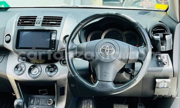 Nunua Imported Toyota Vanguard Nyeupe Gari ndani ya Dar es Salaam nchini Dar es Salaam Nunua Imported Toyota Vanguard Nyeupe Gari ndani ya Dar es Salaam nchini Dar es Salaam