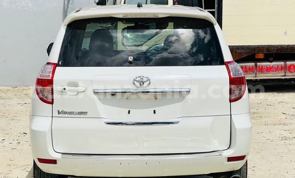 Nunua Imported Toyota Vanguard Nyeupe Gari ndani ya Dar es Salaam nchini Dar es Salaam Nunua Imported Toyota Vanguard Nyeupe Gari ndani ya Dar es Salaam nchini Dar es Salaam