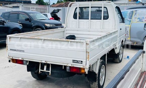 Nunua Imported Nissan Vanette Nyeupe Gari ndani ya Dar es Salaam nchini Dar es Salaam Nunua Imported Nissan Vanette Nyeupe Gari ndani ya Dar es Salaam nchini Dar es Salaam