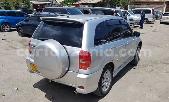 Nunua Ilio tumika Toyota RAV4 Fedha Gari ndani ya Dar es Salaam nchini Dar es Salaam Nunua Ilio tumika Toyota RAV4 Fedha Gari ndani ya Dar es Salaam nchini Dar es Salaam