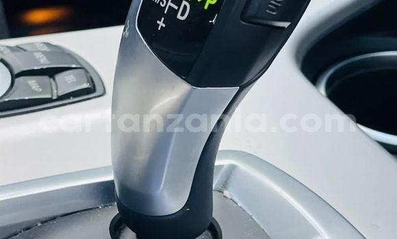 Nunua Imported BMW X3 Nyeusi Gari ndani ya Dar es Salaam nchini Dar es Salaam Nunua Imported BMW X3 Nyeusi Gari ndani ya Dar es Salaam nchini Dar es Salaam