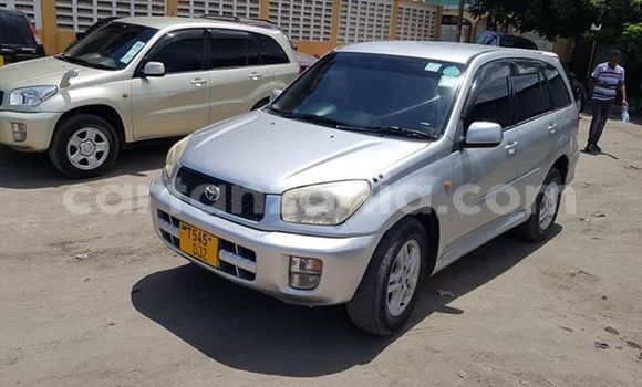 Nunua Ilio tumika Toyota RAV4 Fedha Gari ndani ya Dar es Salaam nchini Dar es Salaam Nunua Ilio tumika Toyota RAV4 Fedha Gari ndani ya Dar es Salaam nchini Dar es Salaam