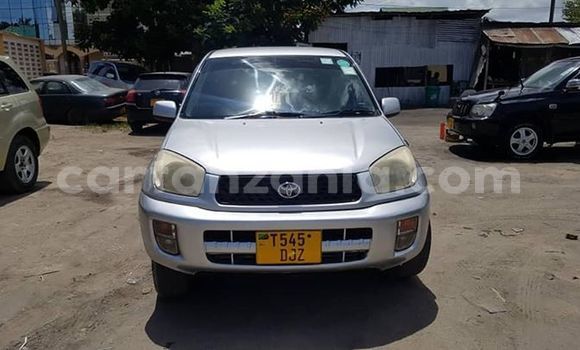 Nunua Ilio tumika Toyota RAV4 Fedha Gari ndani ya Dar es Salaam nchini Dar es Salaam Nunua Ilio tumika Toyota RAV4 Fedha Gari ndani ya Dar es Salaam nchini Dar es Salaam
