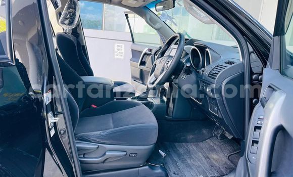 Nunua Imported Toyota Land Cruiser Prado Nyeusi Gari ndani ya Dar es Salaam nchini Dar es Salaam Nunua Imported Toyota Land Cruiser Prado Nyeusi Gari ndani ya Dar es Salaam nchini Dar es Salaam
