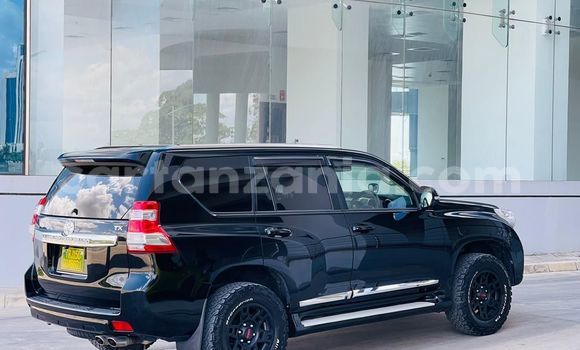Nunua Imported Toyota Land Cruiser Prado Nyeusi Gari ndani ya Dar es Salaam nchini Dar es Salaam Nunua Imported Toyota Land Cruiser Prado Nyeusi Gari ndani ya Dar es Salaam nchini Dar es Salaam