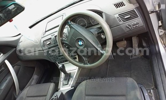 Nunua Ilio tumika BMW X3 Fedha Gari ndani ya Dar es Salaam nchini Dar es Salaam Nunua Ilio tumika BMW X3 Fedha Gari ndani ya Dar es Salaam nchini Dar es Salaam