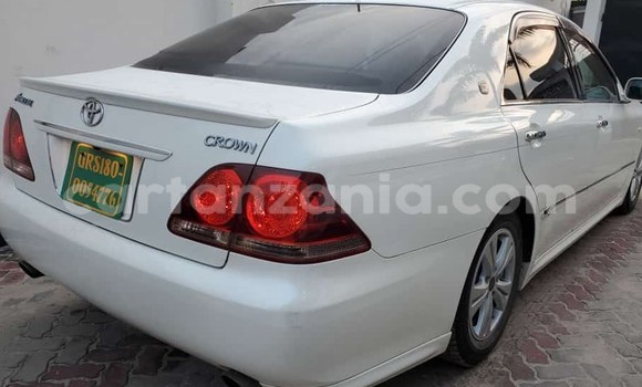 Buy Import Toyota Crown White Car in Dar es Salaam in Dar es Salaam Buy Import Toyota Crown White Car in Dar es Salaam in Dar es Salaam