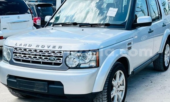Buy Import Land Rover Discovery Silver Car in Dar es Salaam in Dar es Salaam Buy Import Land Rover Discovery Silver Car in Dar es Salaam in Dar es Salaam