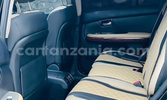 Nunua Ilio tumika Toyota Harrier Nyeusi Gari ndani ya Dar es Salaam nchini Dar es Salaam Nunua Ilio tumika Toyota Harrier Nyeusi Gari ndani ya Dar es Salaam nchini Dar es Salaam