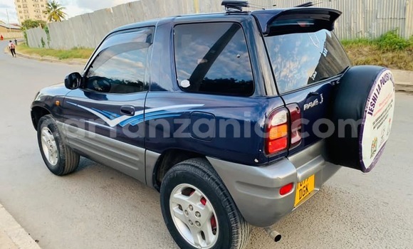 Nunua Ilio tumika Toyota RAV4 Bluu Gari ndani ya Dar es Salaam nchini Dar es Salaam Nunua Ilio tumika Toyota RAV4 Bluu Gari ndani ya Dar es Salaam nchini Dar es Salaam