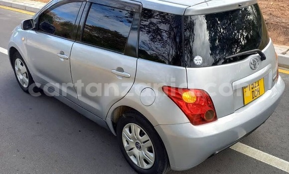 Nunua Ilio tumika Toyota IST Fedha Gari ndani ya Dar es Salaam nchini Dar es Salaam Nunua Ilio tumika Toyota IST Fedha Gari ndani ya Dar es Salaam nchini Dar es Salaam
