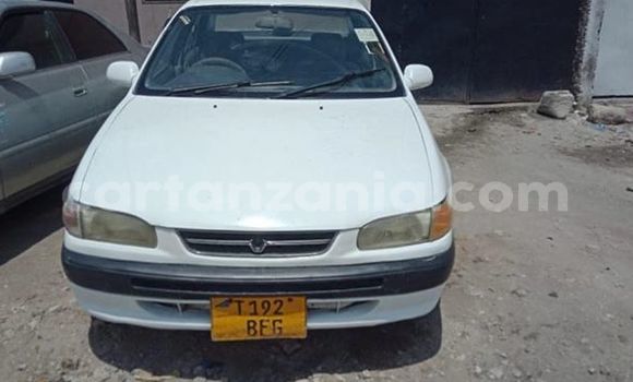 Nunua Ilio tumika Toyota Corolla Nyeupe Gari ndani ya Dar es Salaam nchini Dar es Salaam Nunua Ilio tumika Toyota Corolla Nyeupe Gari ndani ya Dar es Salaam nchini Dar es Salaam