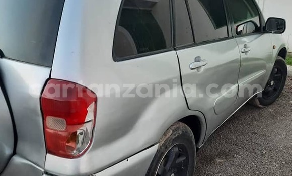 Nunua Ilio tumika Toyota RAV4 Fedha Gari ndani ya Dar es Salaam nchini Dar es Salaam Nunua Ilio tumika Toyota RAV4 Fedha Gari ndani ya Dar es Salaam nchini Dar es Salaam
