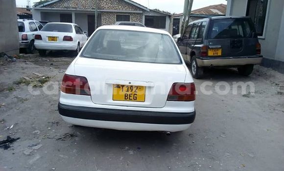 Nunua Ilio tumika Toyota Corolla Nyeupe Gari ndani ya Dar es Salaam nchini Dar es Salaam Nunua Ilio tumika Toyota Corolla Nyeupe Gari ndani ya Dar es Salaam nchini Dar es Salaam