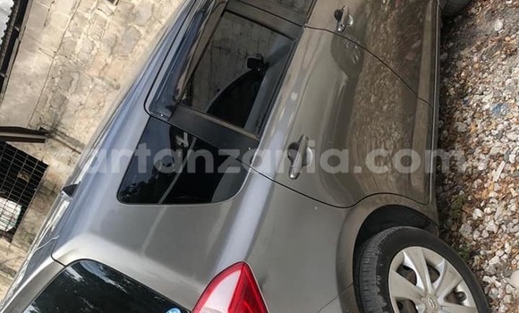 Buy Used Toyota Ractis Brown Car in Dar es Salaam in Dar es Salaam Buy Used Toyota Ractis Brown Car in Dar es Salaam in Dar es Salaam