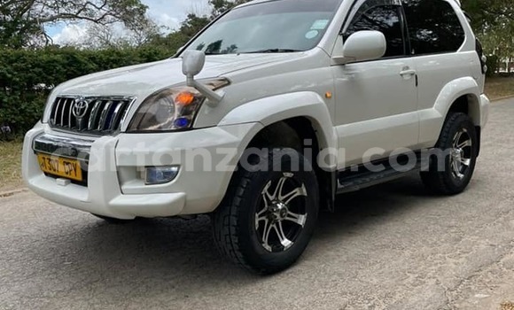 Buy Used Toyota Land Cruiser Prado White Car in Dar es Salaam in Dar es Salaam Buy Used Toyota Land Cruiser Prado White Car in Dar es Salaam in Dar es Salaam