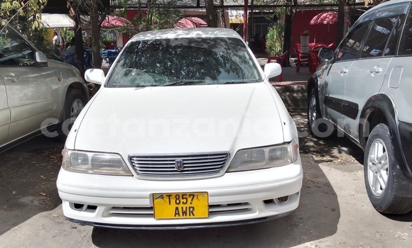 Buy Used Toyota Mark II White Car in Dar es Salaam in Dar es Salaam Buy Used Toyota Mark II White Car in Dar es Salaam in Dar es Salaam