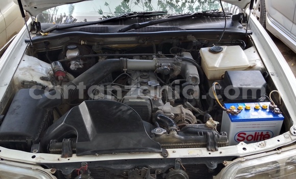 Buy Used Toyota Mark II White Car in Dar es Salaam in Dar es Salaam Buy Used Toyota Mark II White Car in Dar es Salaam in Dar es Salaam