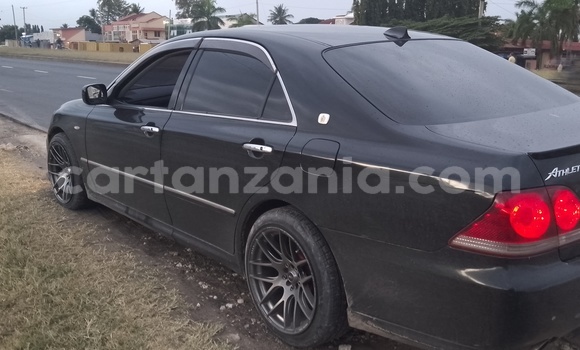 Nunua Ilio tumika Toyota Crown Nyeusi Gari ndani ya Dar es Salaam nchini Dar es Salaam Nunua Ilio tumika Toyota Crown Nyeusi Gari ndani ya Dar es Salaam nchini Dar es Salaam