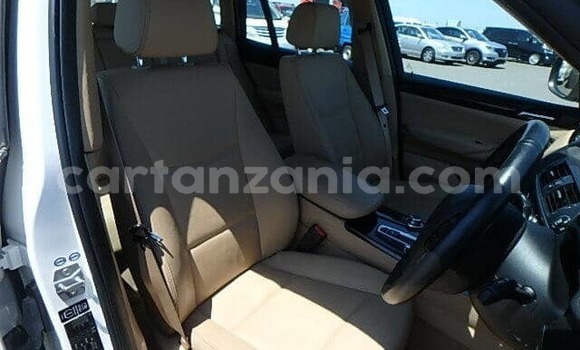 Nunua Mpya BMW X3 Nyeupe Gari ndani ya Dar es Salaam nchini Dar es Salaam Nunua Mpya BMW X3 Nyeupe Gari ndani ya Dar es Salaam nchini Dar es Salaam