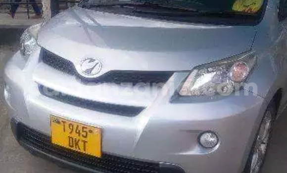 Buy Used Toyota Harrier Silver Car in Dar es Salaam in Dar es Salaam
