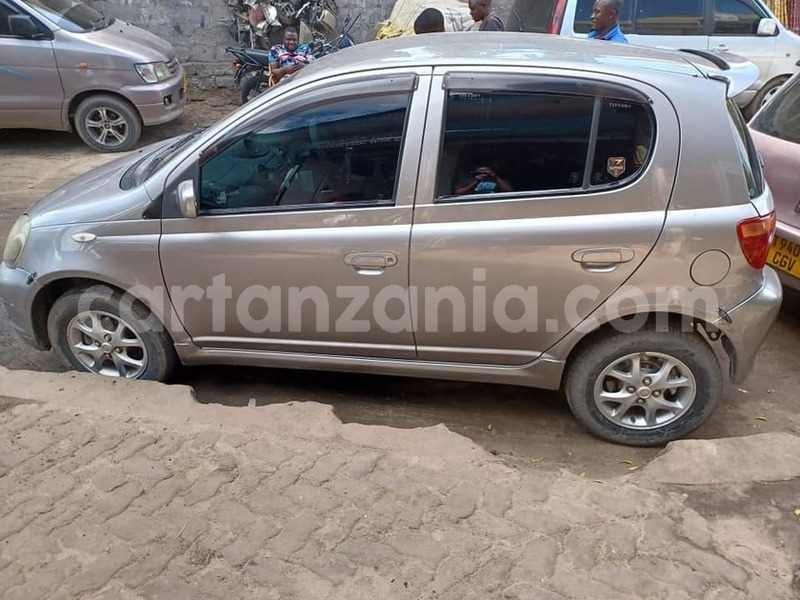 Big with watermark toyota vitz dar es salaam dar es salaam 15529