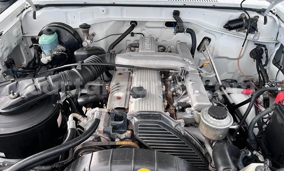 Buy Used Toyota Land Cruiser White Car in Dar es Salaam in Dar es Salaam Buy Used Toyota Land Cruiser White Car in Dar es Salaam in Dar es Salaam